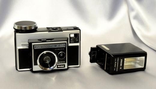 1668986 (a): :2107x1200